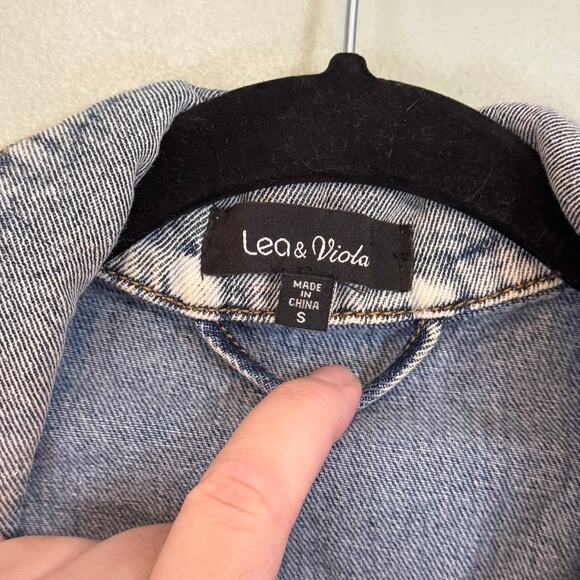 Lea Viola Denim Jacket Womens S Blue 2 Tone Patch Trucker Collared Button Casual - Picture 7 of 8